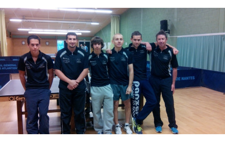 D1: Pas d'exploit pour l'équipe mais des exploits individuels